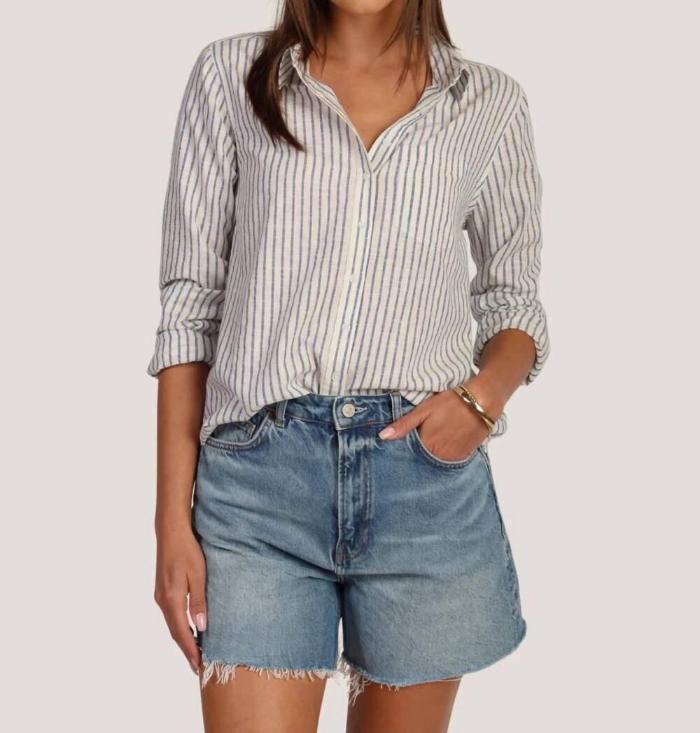 NEW DYLAN taylor button up top in white/blue
